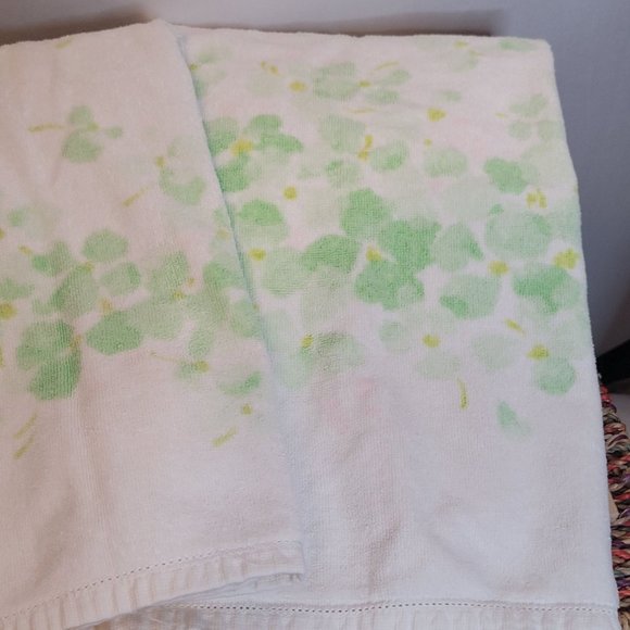 Vintage 70s Halston For Fieldcrest Towel Set of 3 Green Floral Light Pink 2 Bath - Picture 3 of 8